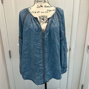 Gap Women's Blue Top